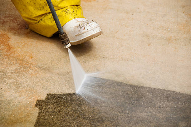 High-Pressure Cleaning